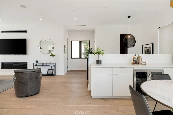 622 1st Place, Hermosa Beach, California 90254