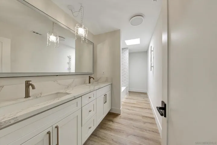 4491 Glen, La Mesa, California 91941