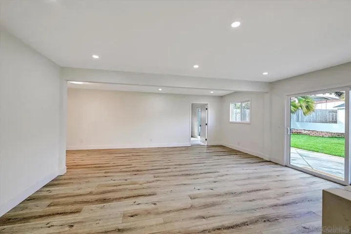 2802 Cowley Way, San Diego, California 92110