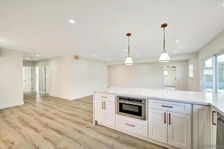 2802 Cowley Way, San Diego, California 92110