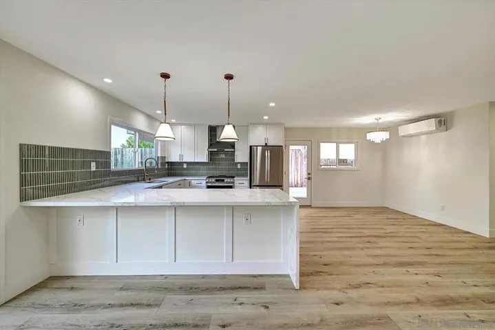 2802 Cowley Way, San Diego, California 92110