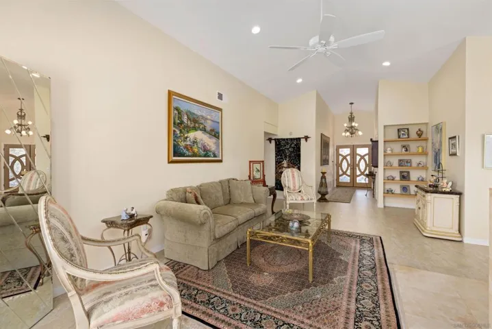 17632 Fonticello Way, San Diego, California 92128