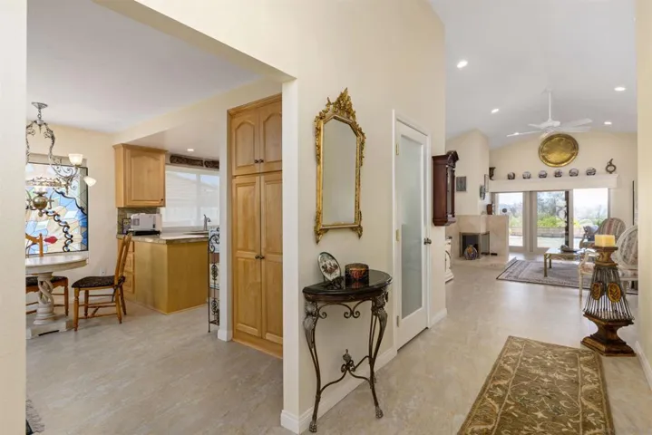 17632 Fonticello Way, San Diego, California 92128