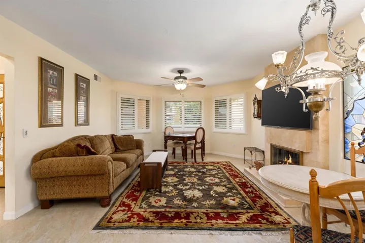 17632 Fonticello Way, San Diego, California 92128