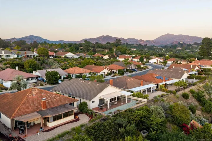 17632 Fonticello Way, San Diego, California 92128