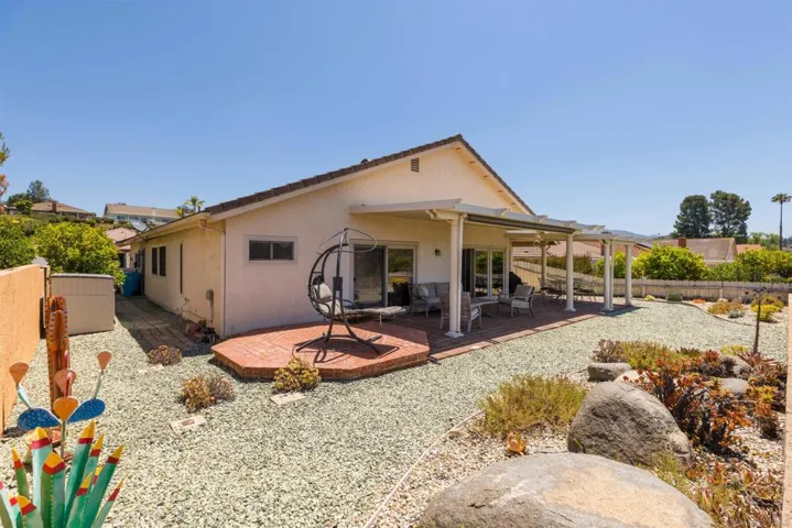 17632 Fonticello Way, San Diego, California 92128
