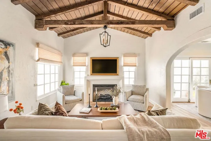 1022 26th Street, Santa Monica, California 90403