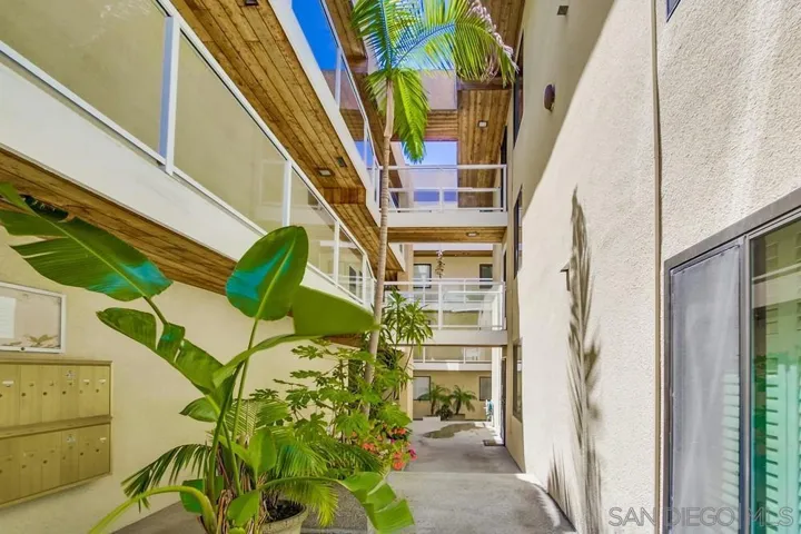 3888 Riviera Dr 301, San Diego, California 92109