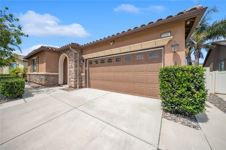 2 car garage