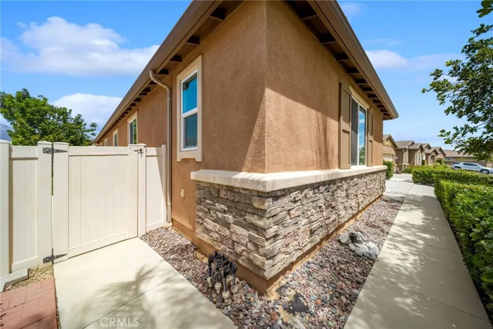 1420 Yarrow, Beaumont, California 92223