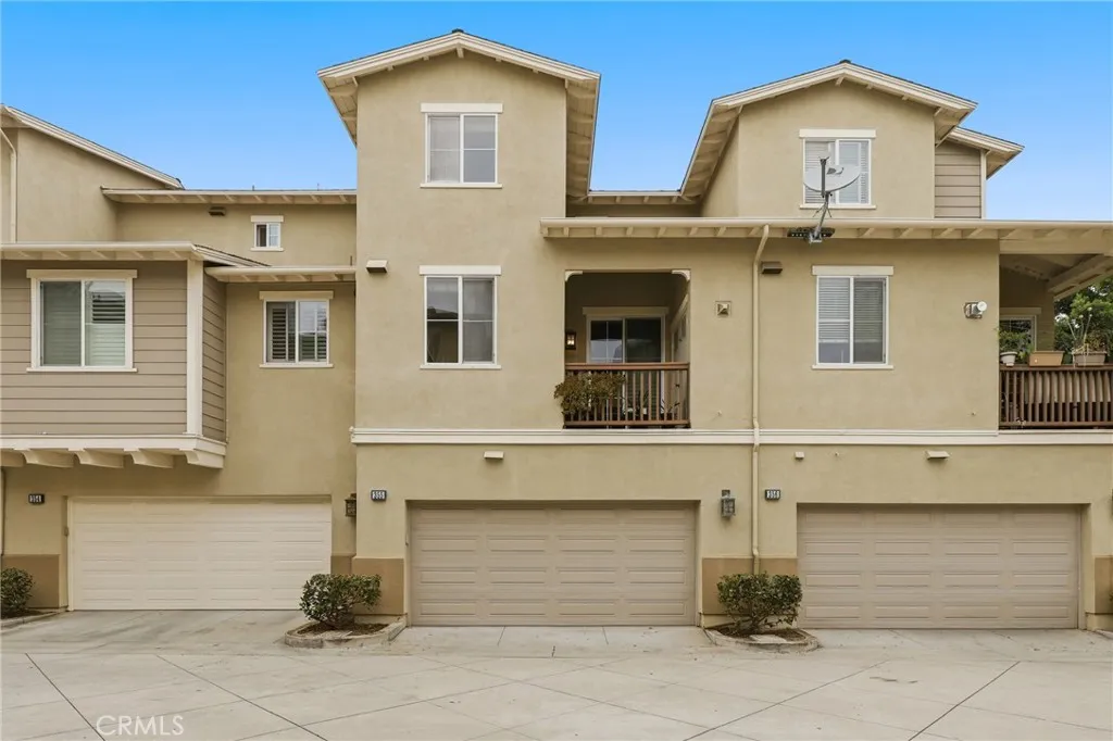 2-Car garage