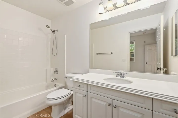 355 Flyers, Tustin, California 92782