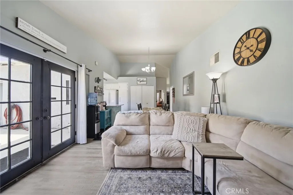 living room w/ backyard access
