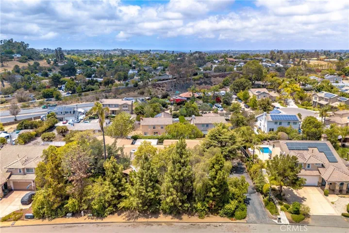 1645 S Hannalei, Vista, California 92083