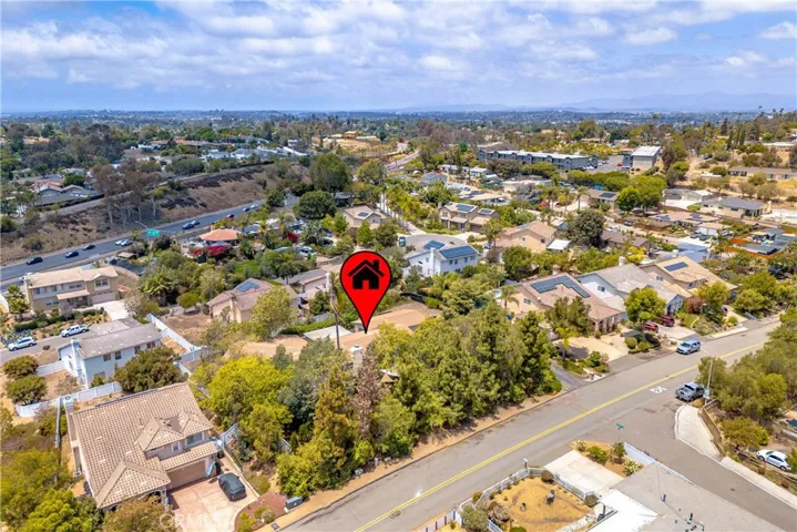 1645 S Hannalei, Vista, California 92083