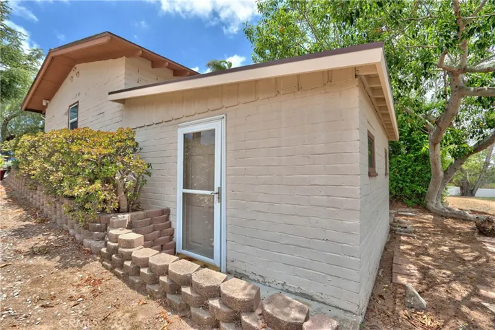 Flex Space 1 w/separate entrance