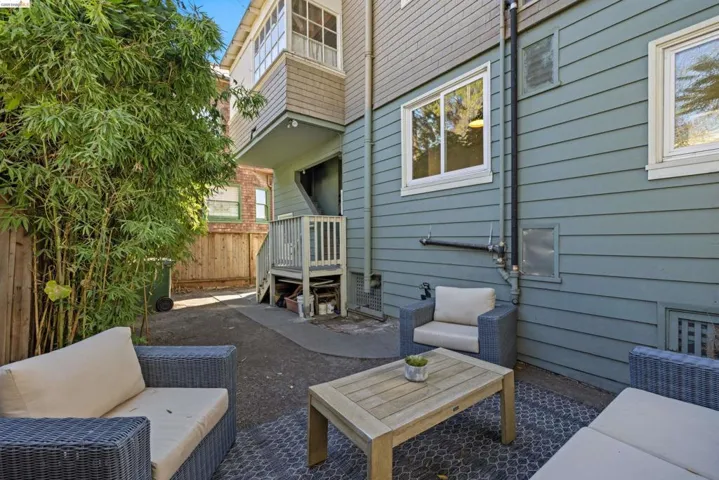 2935 Florence, Berkeley, California 94705