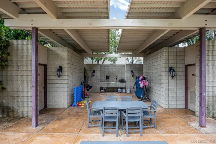 832 Kalpati Cir E, Carlsbad, California 92008