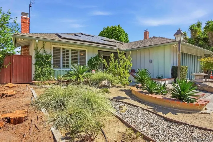 6260 Camino Rico, San Diego, California 92120