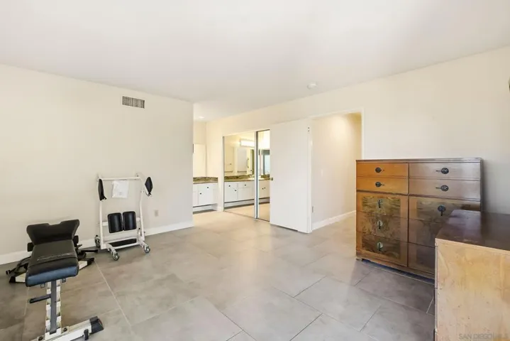 6260 Camino Rico, San Diego, California 92120