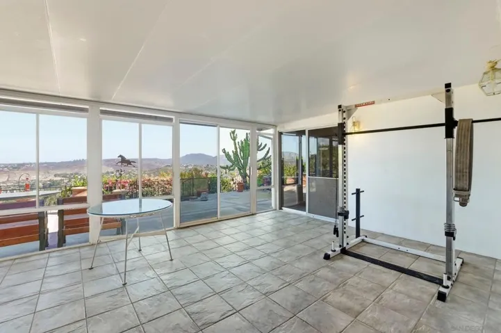 6260 Camino Rico, San Diego, California 92120