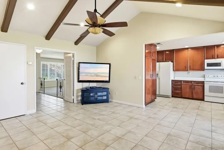6260 Camino Rico, San Diego, California 92120