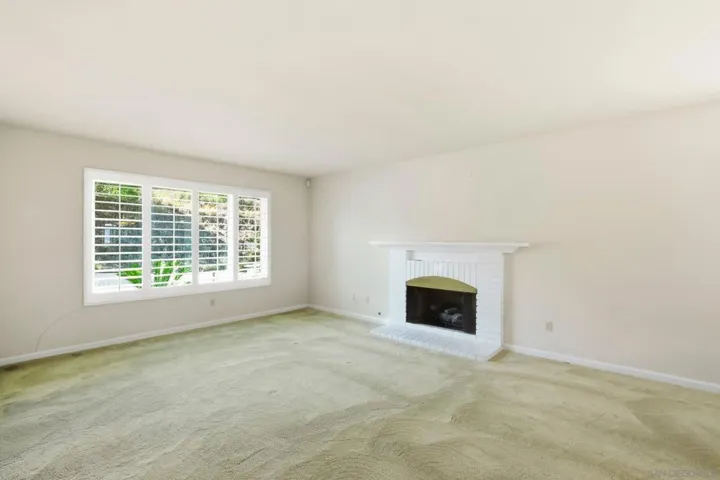 6260 Camino Rico, San Diego, California 92120