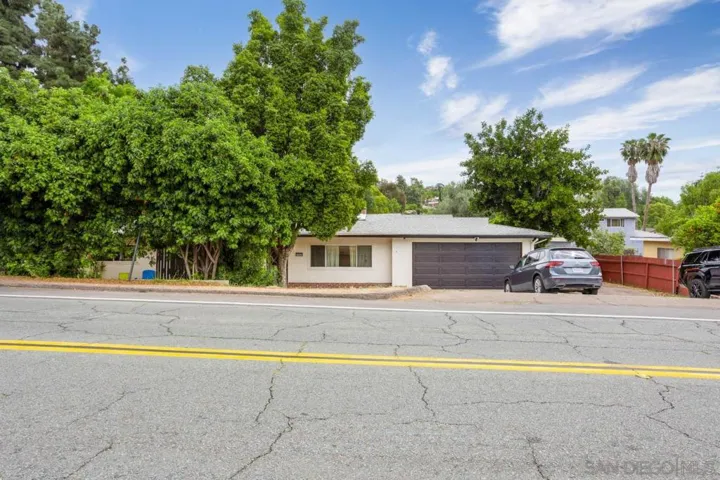 4065 Bancroft Dr, La Mesa, California 91941