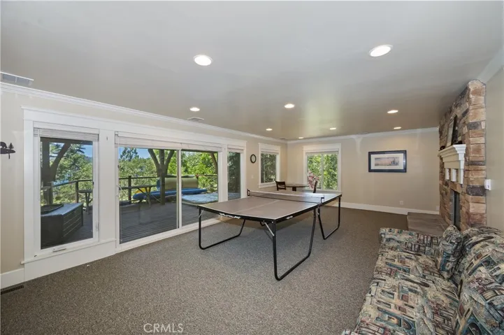 28714 Palisades, Lake Arrowhead, California 92352