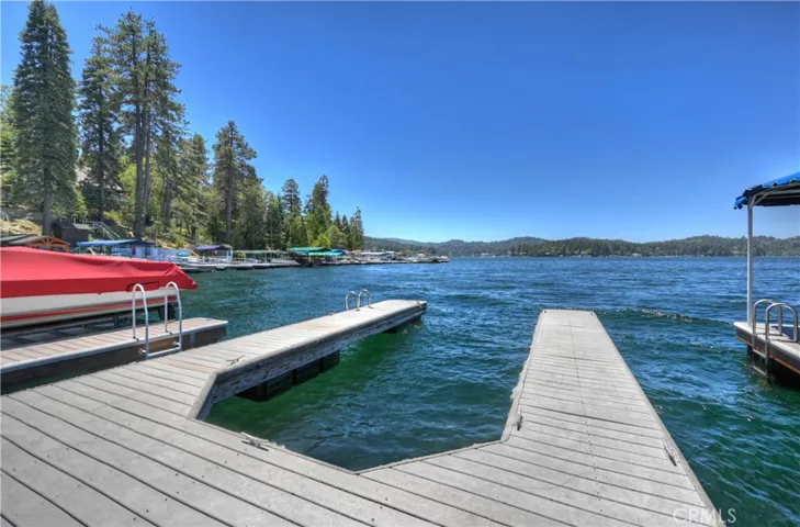 28714 Palisades, Lake Arrowhead, California 92352