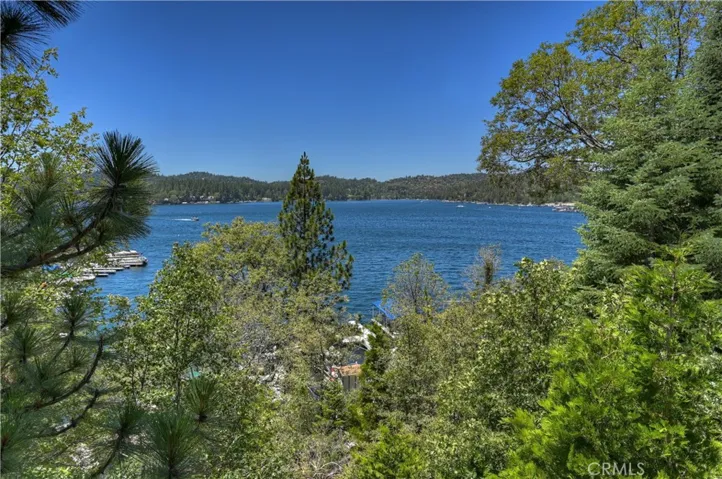 28714 Palisades, Lake Arrowhead, California 92352