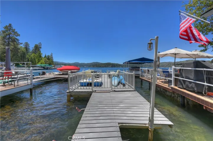 28714 Palisades, Lake Arrowhead, California 92352