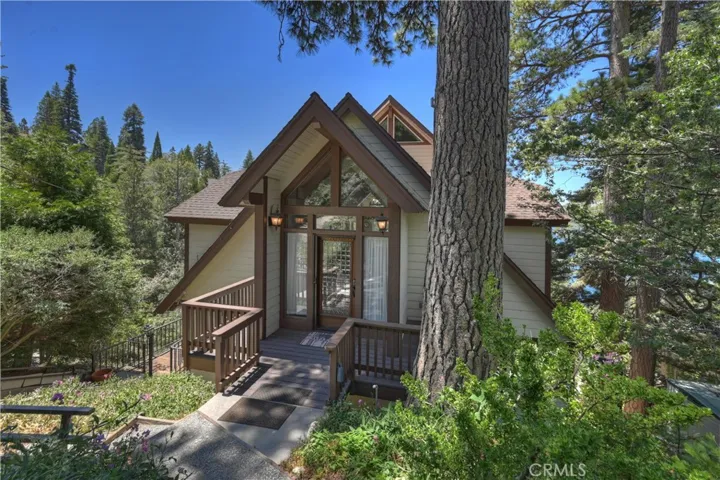28714 Palisades, Lake Arrowhead, California 92352
