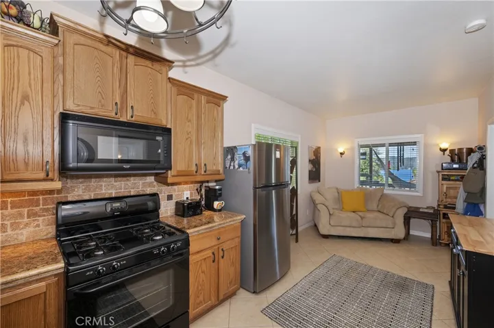 28714 Palisades, Lake Arrowhead, California 92352