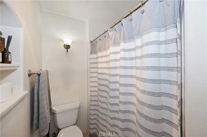 28714 Palisades, Lake Arrowhead, California 92352