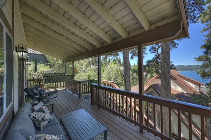 28714 Palisades, Lake Arrowhead, California 92352