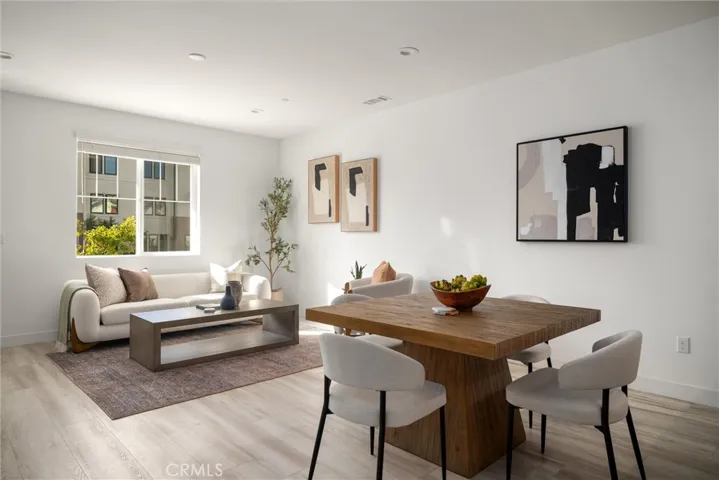 1033 Tiburon, San Luis Obispo, California 93401