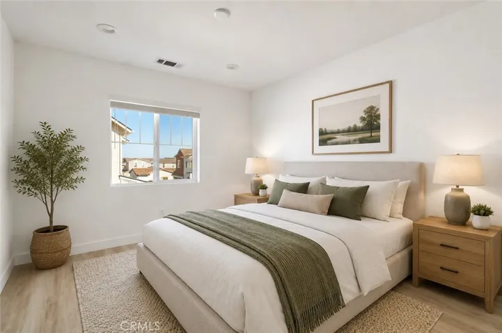 Virtualy Staged Bedroom