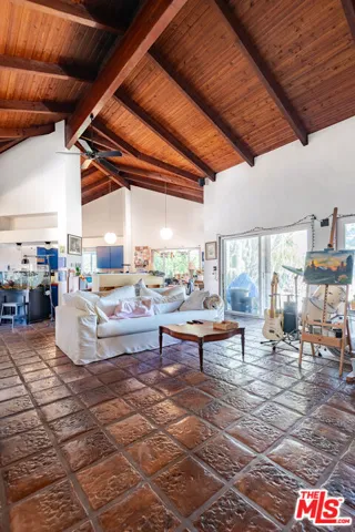 1458 Sutherland Street, Los Angeles, California 90026