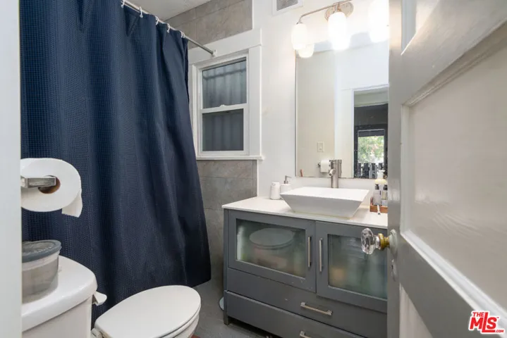 1458 Sutherland Street, Los Angeles, California 90026