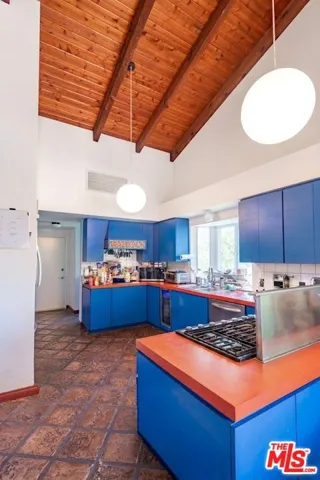 1458 Sutherland Street, Los Angeles, California 90026