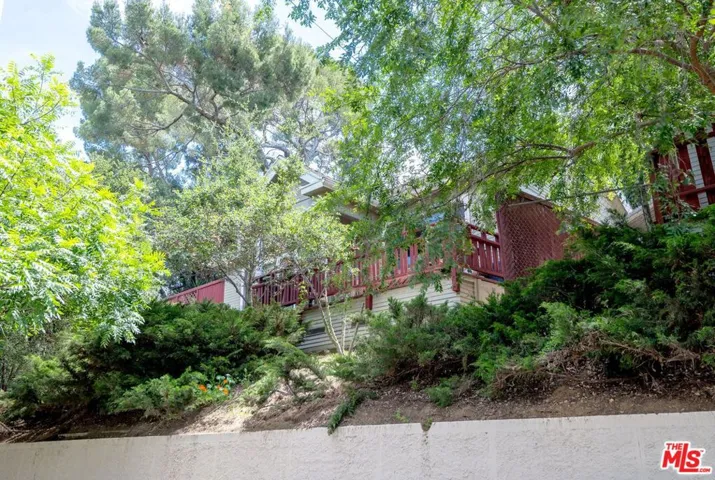 1458 Sutherland Street, Los Angeles, California 90026