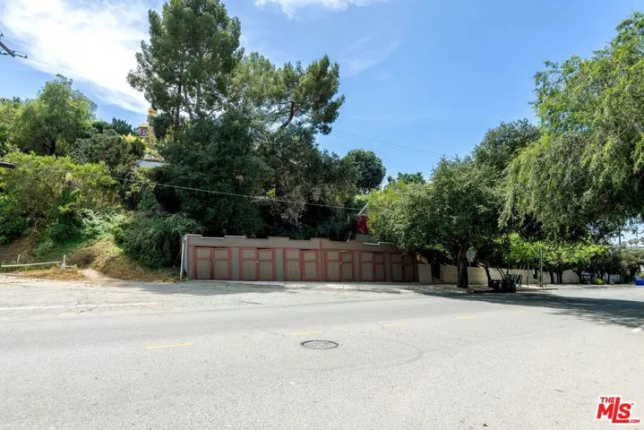 1458 Sutherland Street, Los Angeles, California 90026