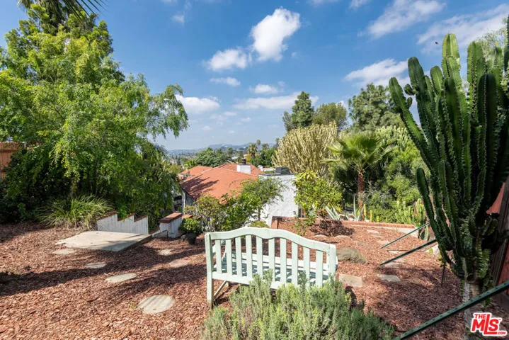 1458 Sutherland Street, Los Angeles, California 90026