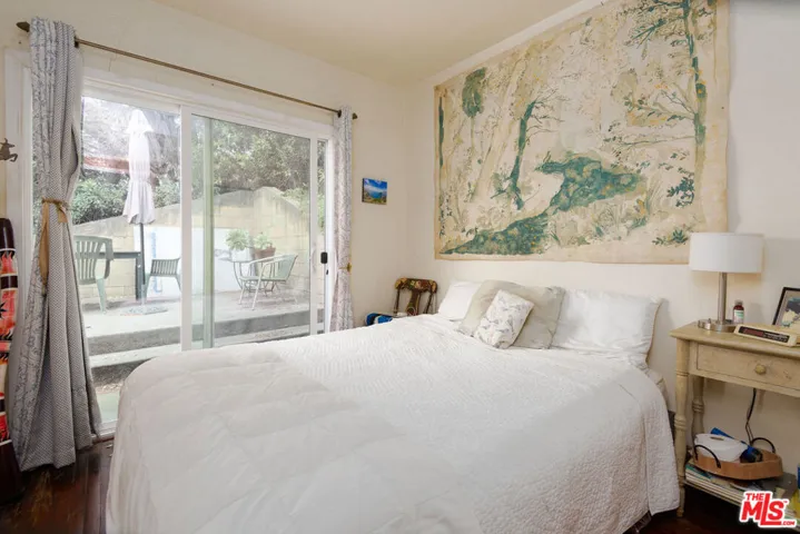 1458 Sutherland Street, Los Angeles, California 90026
