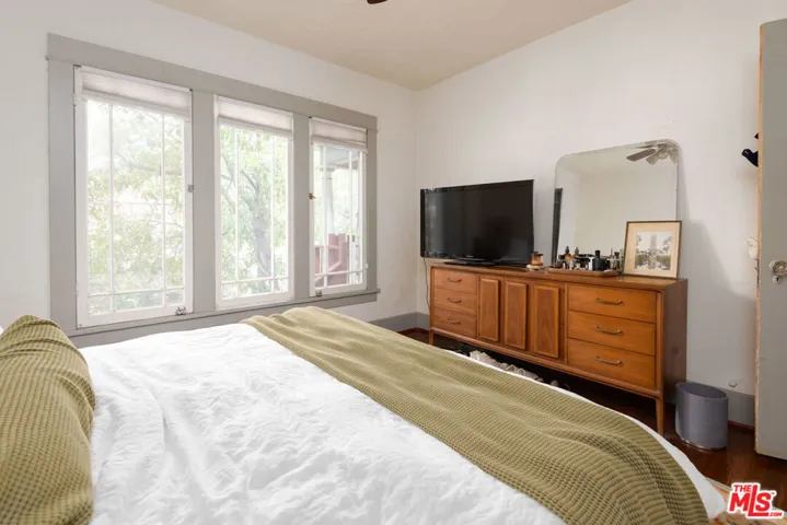 1458 Sutherland Street, Los Angeles, California 90026