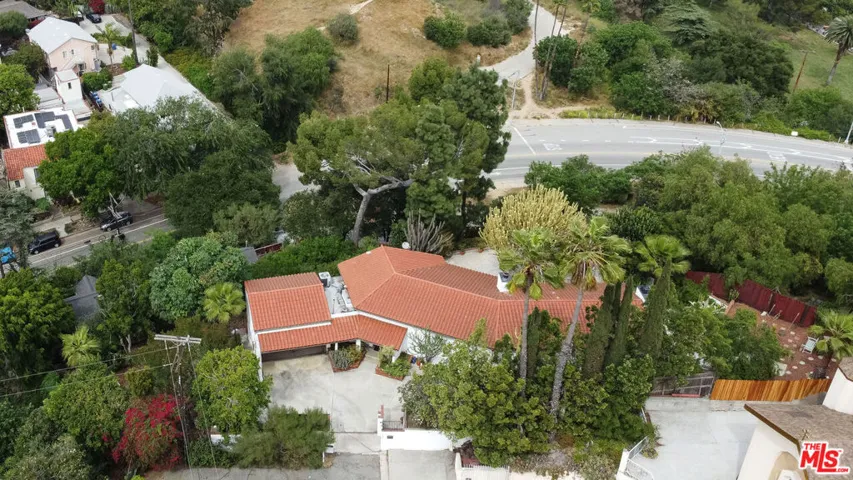 1458 Sutherland Street, Los Angeles, California 90026