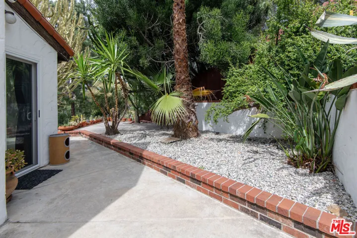 1458 Sutherland Street, Los Angeles, California 90026