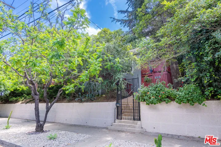 1458 Sutherland Street, Los Angeles, California 90026