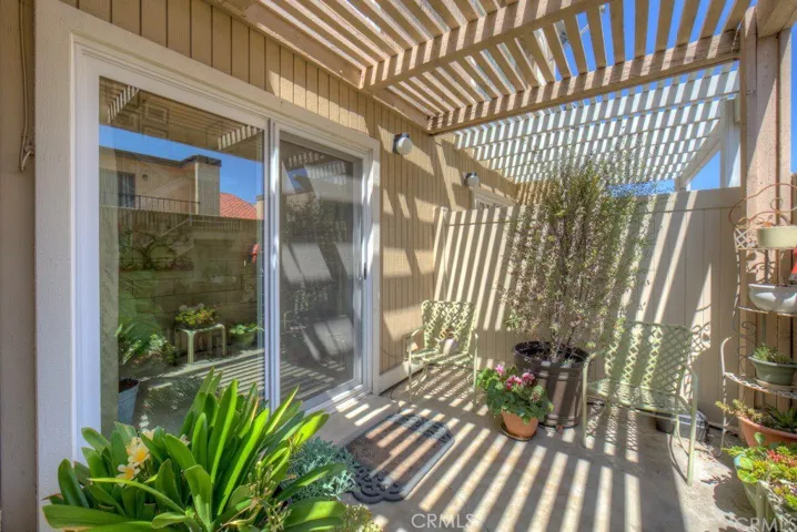 5568 Orange, Cypress, California 90630